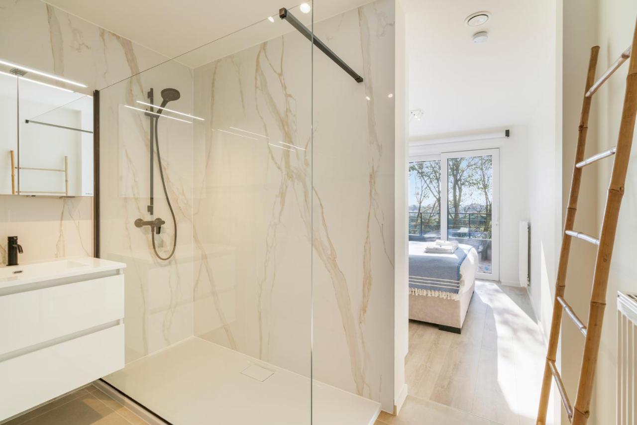 The Waves-Luxurious 3Bedroom App W Big Terrace & Garage オステンド エクステリア 写真