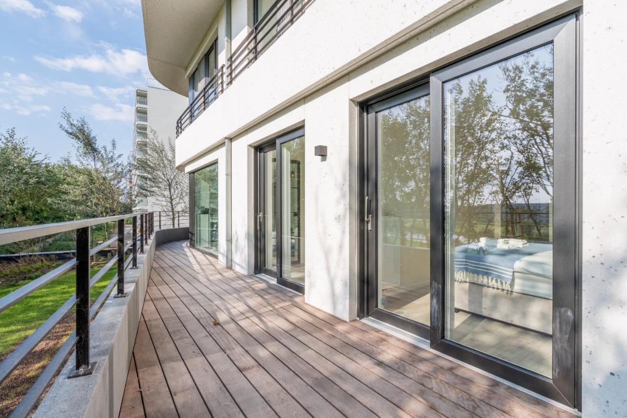 The Waves-Luxurious 3Bedroom App W Big Terrace & Garage オステンド エクステリア 写真